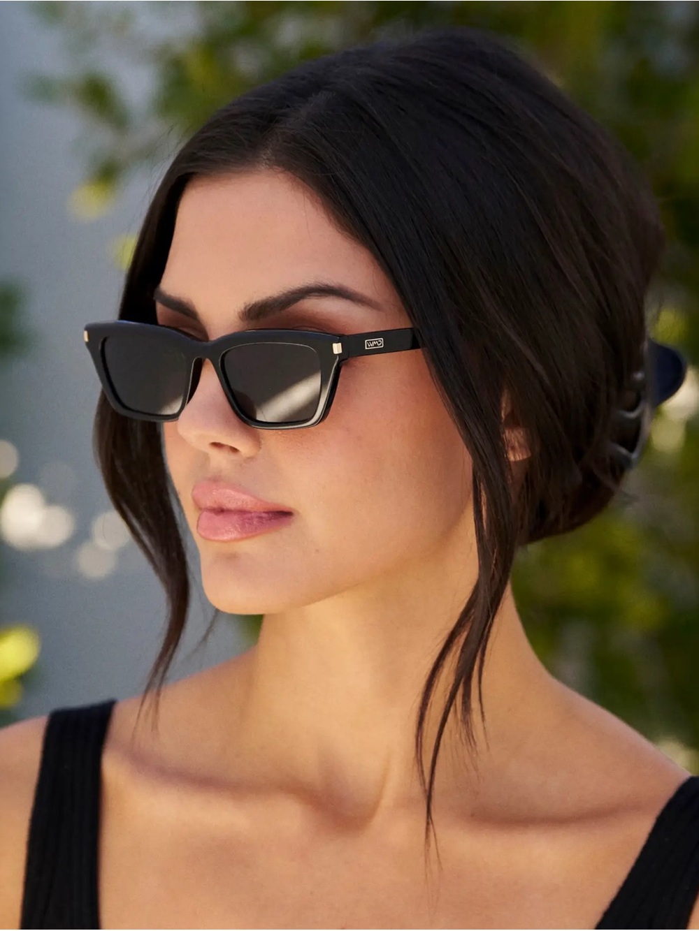 Elegant Black Cat-Eye Polarized Sunglasses